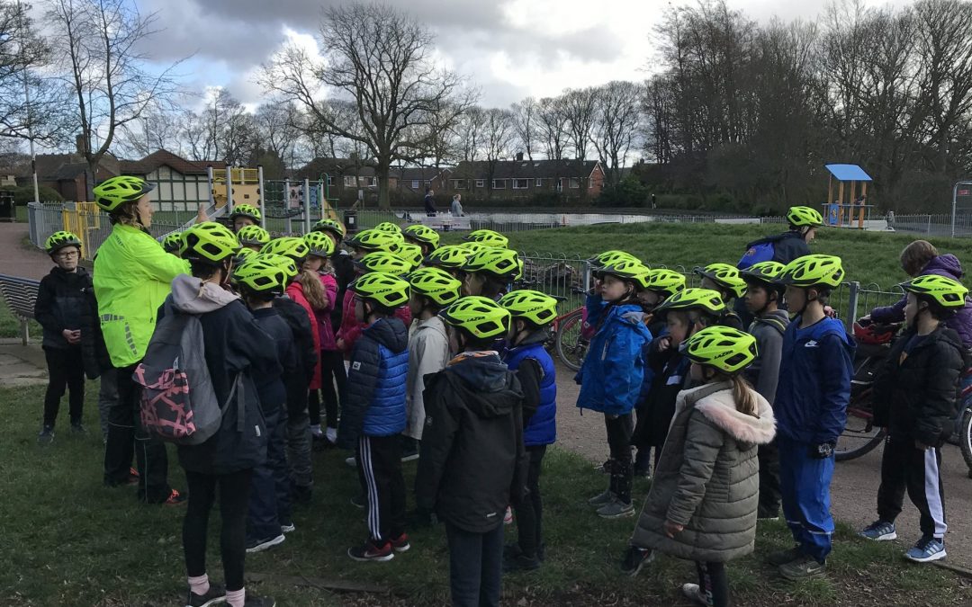Join in with our May Half Term Cycling Club – Parents go Free!