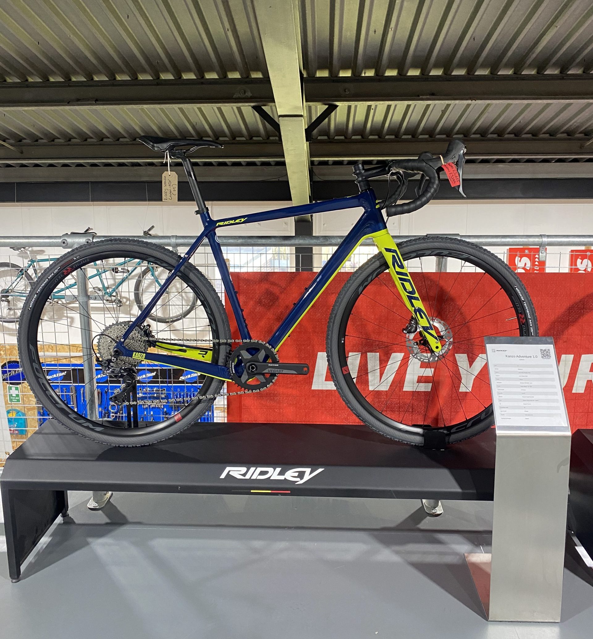 Bicicleta Gravel Ridley Kanzo Adventure GRX800